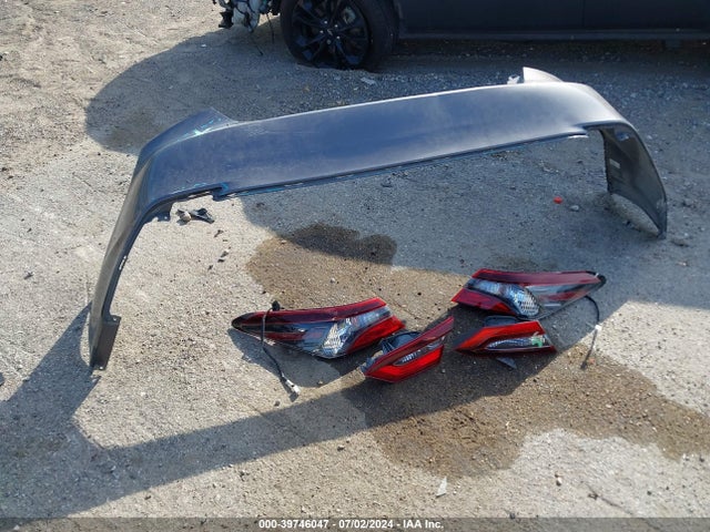 Toyota CAMRY LE 2022 4T1C11AK2NU628220 Image 12