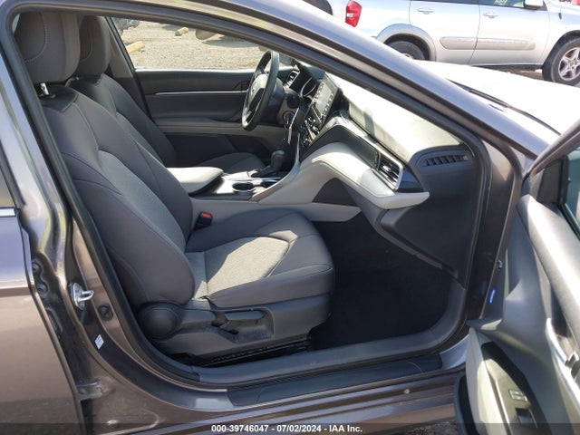 Toyota CAMRY LE 2022 4T1C11AK2NU628220 Image 5