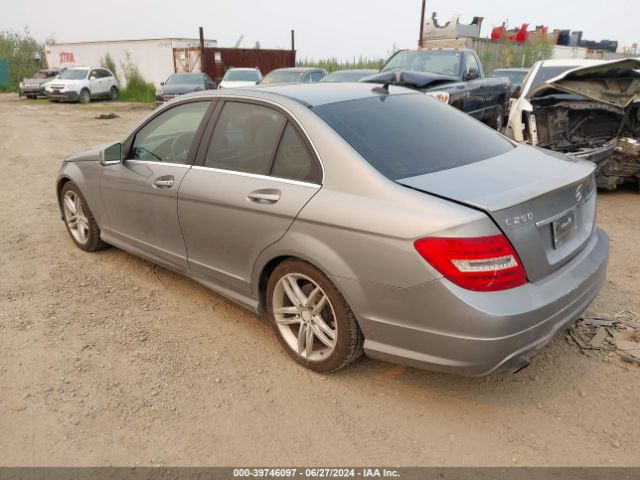WDDGF4HB0EA950599 Mercedes-Benz C 250 Luxury/sport