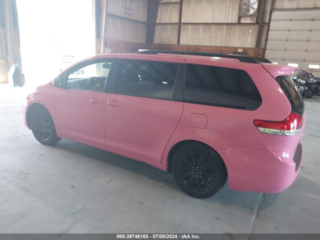 Toyota Sienna Xle 7 Passenger 2014 5TDDK3DC0ES078557 Image 3