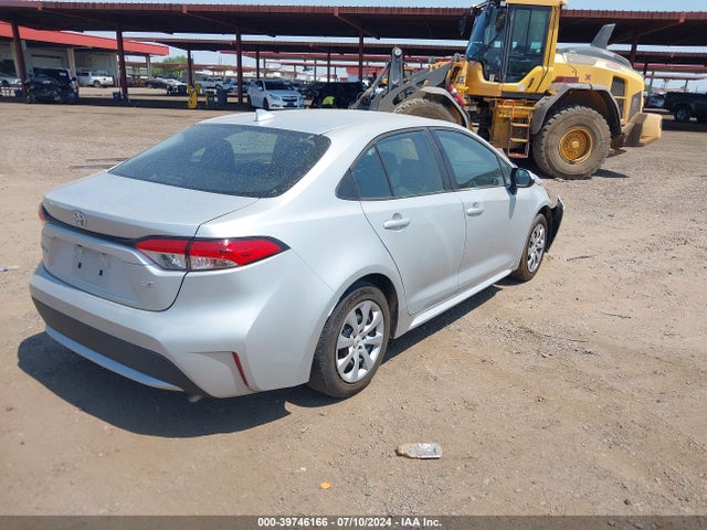 Toyota COROLLA LE 2022 5YFEPMAE6NP332721 Image 4