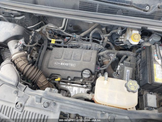 3GNCJKSB0KL169081 Chevrolet TRAX LS