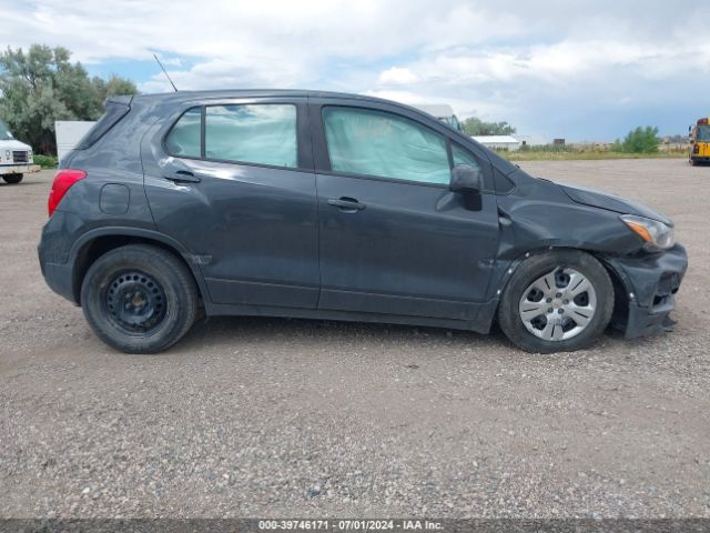3GNCJKSB0KL169081 Chevrolet TRAX LS