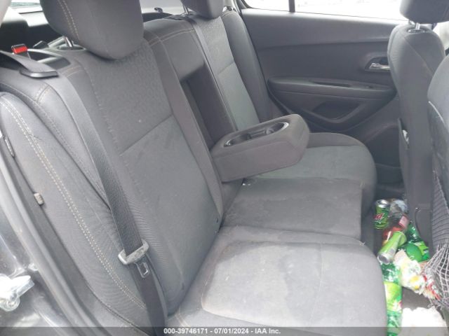 3GNCJKSB0KL169081 Chevrolet TRAX LS