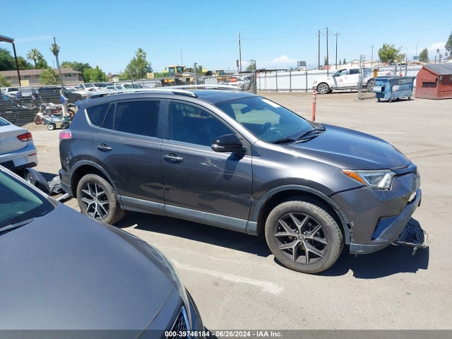 Toyota RAV4 SE 2017 2T3NFREV0HW403917 Image 13