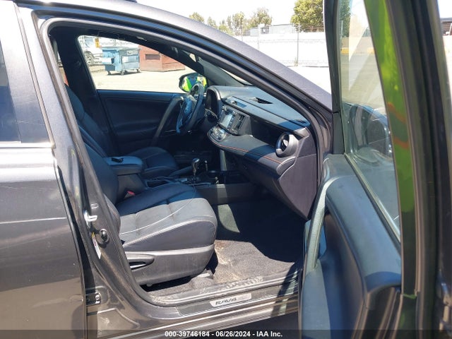 Toyota RAV4 SE 2017 2T3NFREV0HW403917 Image 5