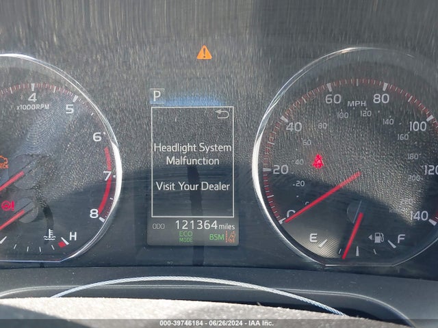 Toyota RAV4 SE 2017 2T3NFREV0HW403917 Image 7