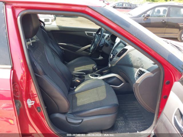 KMHTC6AD4GU249098 Hyundai Veloster
