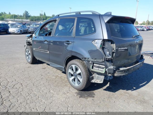JF2SJAGC8JH499825 Subaru Forester 2.5i Premium