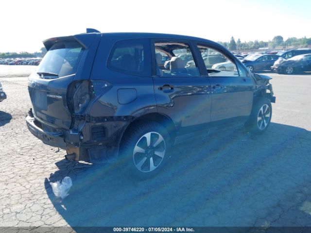 JF2SJAGC8JH499825 Subaru Forester 2.5i Premium