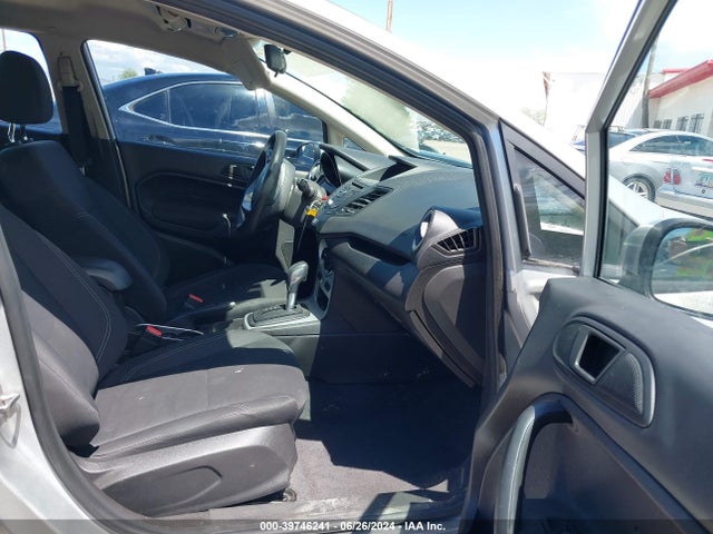 Ford FIESTA SE 2019 3FADP4EJ1KM142644 Image 5