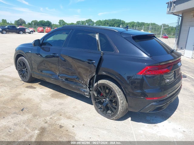 WA1FVAF17KD045623 Audi Q8 55 Premium