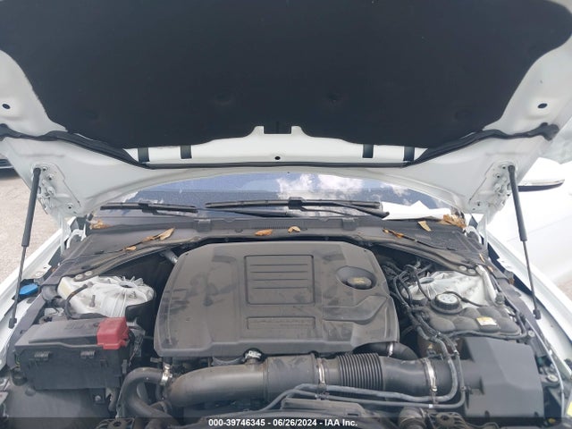 2020 JAGUAR XE SAJAJ4FX8LCP63918 Photo 9