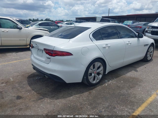 2020 JAGUAR XE SAJAJ4FX8LCP63918 Photo 3