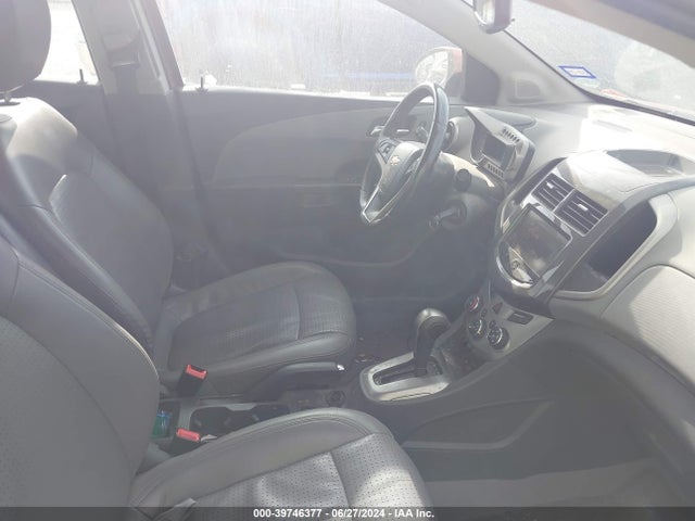Chevrolet Sonic Ltz Auto 2014 1G1JE5SH7E4133384 Image 5