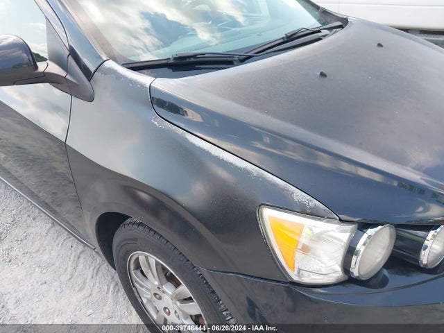 Chevrolet Sonic Lt Auto 2014 1G1JC5SH3E4133758 Image 6