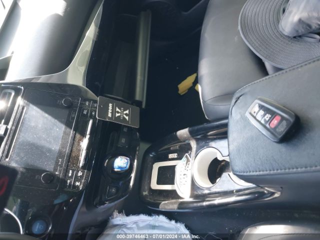 JTDKARFU8G3010630 Toyota Prius Three Touring
