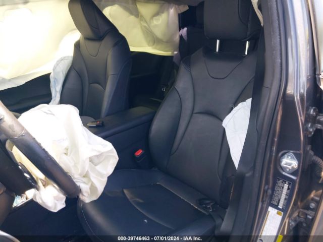JTDKARFU8G3010630 Toyota Prius Three Touring