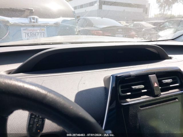 JTDKARFU8G3010630 Toyota Prius Three Touring