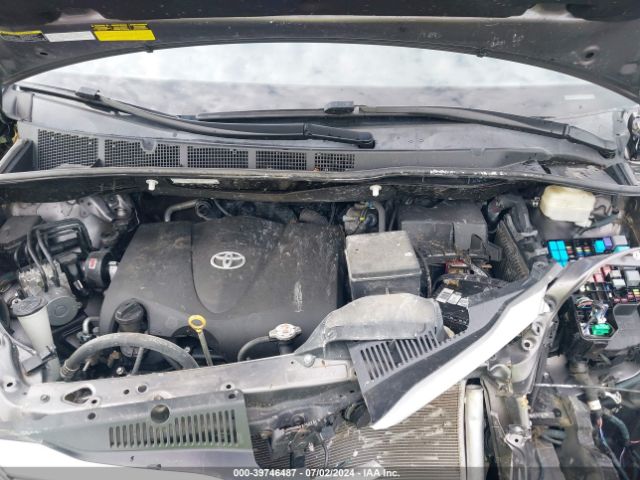 5TDDZ3DC1HS151192 Toyota Sienna Limited Premium 7 Passenger