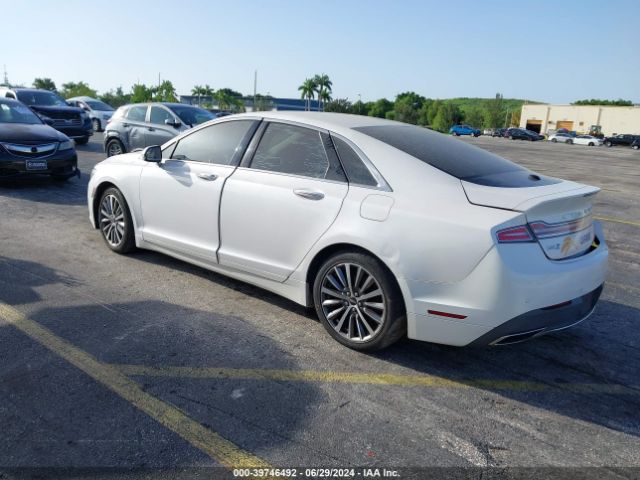 2017 LINCOLN MKZ HYBRID 3LN6L5KU1HR631619 Photo 2
