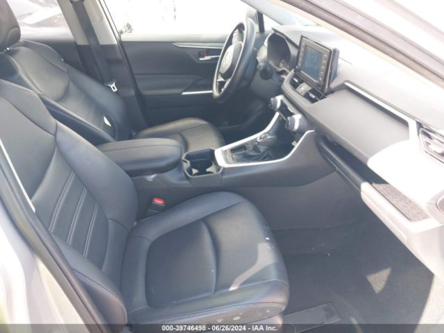 JTMC1RFV4KD516472 Toyota Rav4 Xle Premium