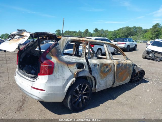 YV4A22PK8N1818642 Volvo Xc90 T6 Momentum 7 Passenger