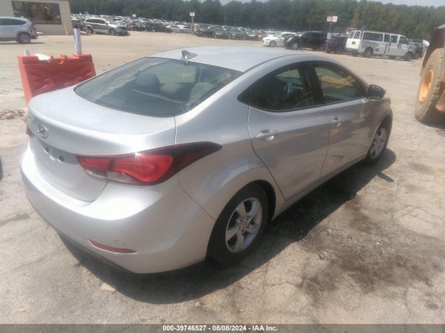 Hyundai ELANTRA SE 2015 5NPDH4AE0FH557675 Image 4