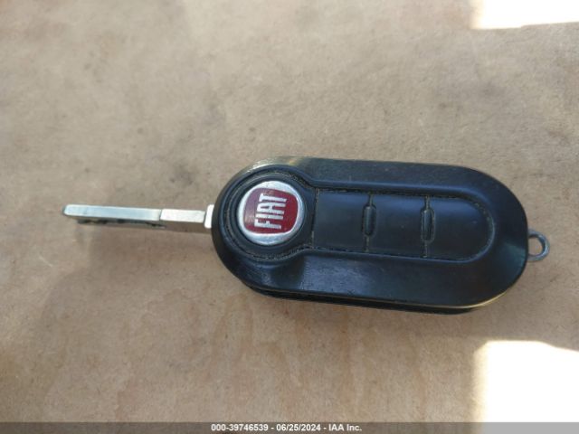2013 FIAT 500 3C3CFFAR3DT745348 Photo 10