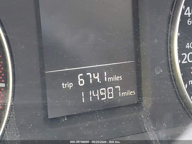 1VWAT7A37FC118029 Volkswagen Passat 1.8t Limited Edition