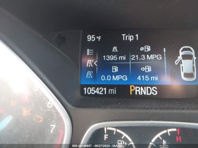 1FMCU0GDXHUD03765 Ford ESCAPE SE