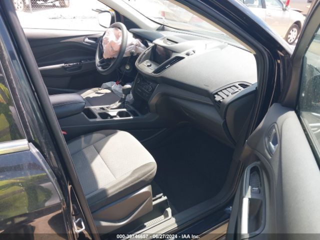 1FMCU0GDXHUD03765 Ford ESCAPE SE