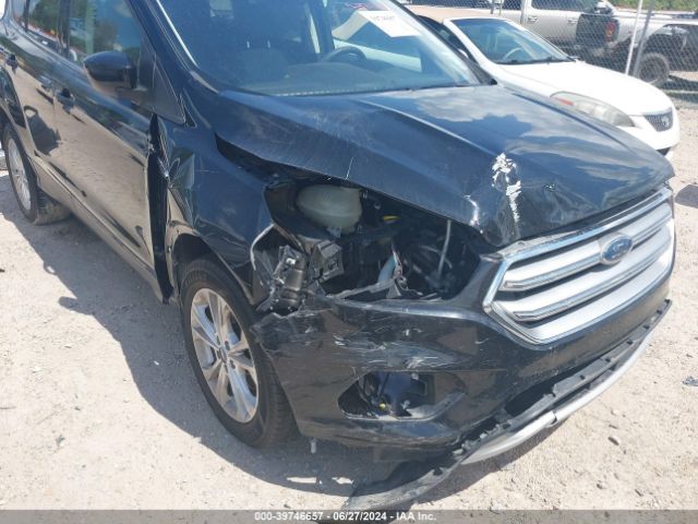 1FMCU0GDXHUD03765 Ford ESCAPE SE