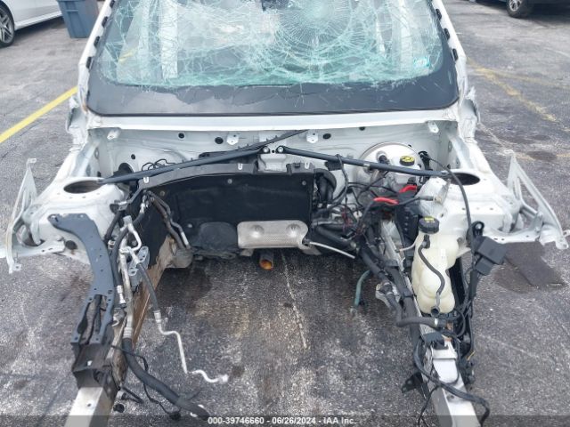WBXHT3C34J5K29127 BMW X1 Xdrive28i