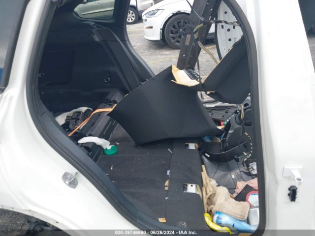 WBXHT3C34J5K29127 BMW X1 Xdrive28i