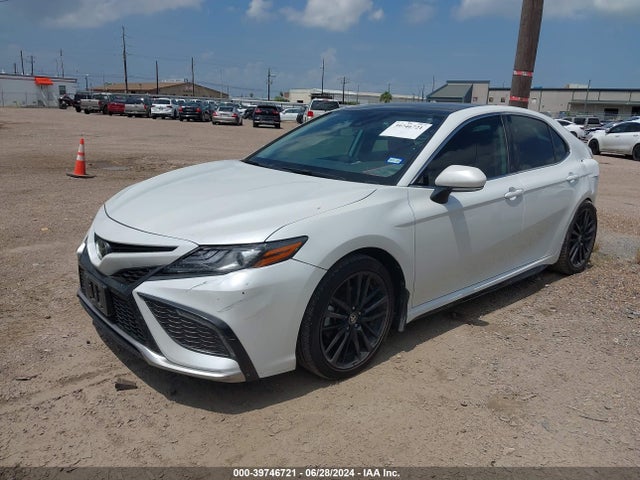 Toyota CAMRY XSE 2022 4T1K61AK3NU032837 Image 2