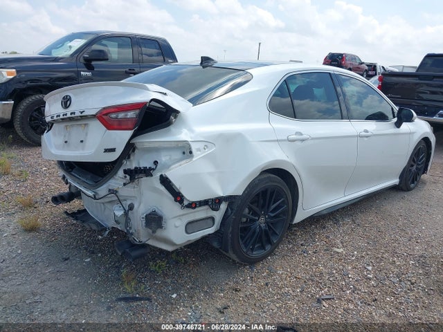 Toyota CAMRY XSE 2022 4T1K61AK3NU032837 Image 4