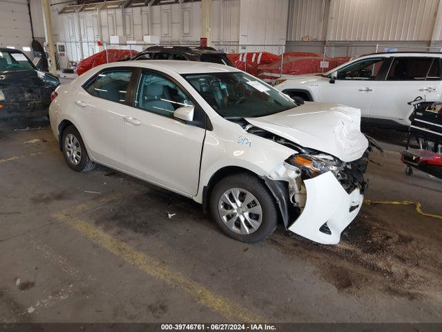 Toyota Corolla Le Eco 2018 5YFBPRHEXJP757326 Image 1