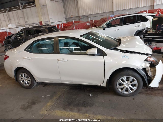 Toyota Corolla Le Eco 2018 5YFBPRHEXJP757326 Image 13