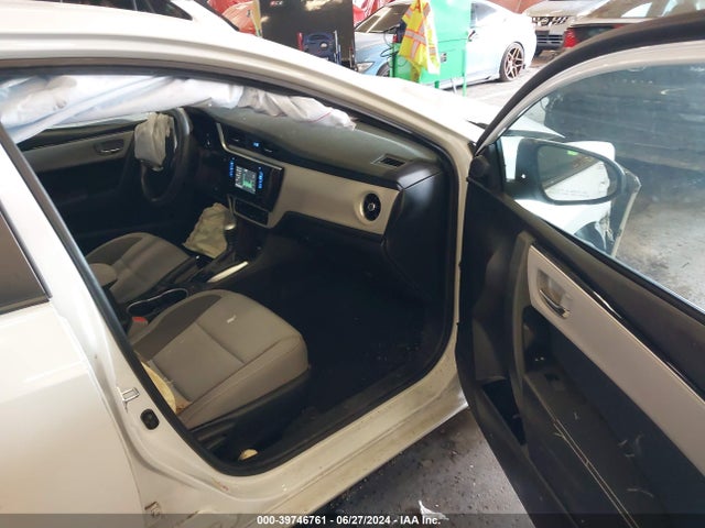 Toyota Corolla Le Eco 2018 5YFBPRHEXJP757326 Image 5
