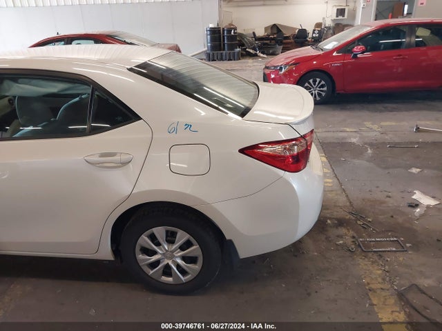 Toyota Corolla Le Eco 2018 5YFBPRHEXJP757326 Image 6
