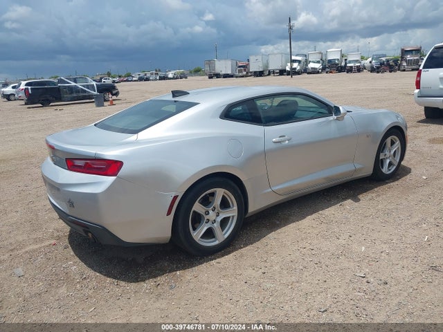 Chevrolet Camaro 1lt 2018 1G1FB1RX5J0107677 Image 4