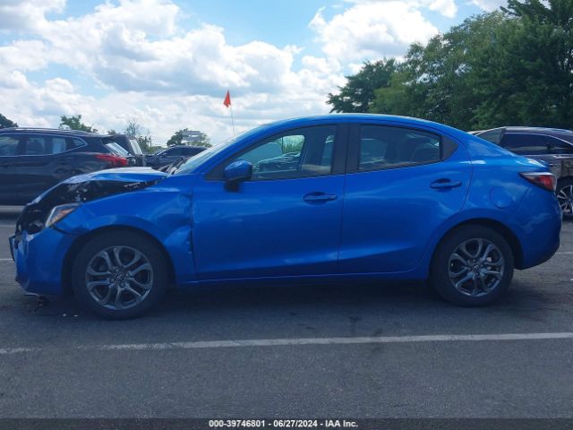 3MYDLBYV4LY709286 Toyota YARIS LE