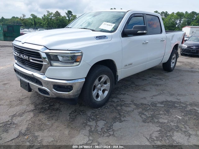 1C6SRFMT2KN733704 RAM 1500 Big Horn/lone Star  4x4 6'4 Box