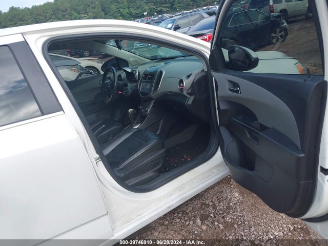 Chevrolet Sonic Ltz Auto 2015 1G1JE5SB6F4162419 Image 5