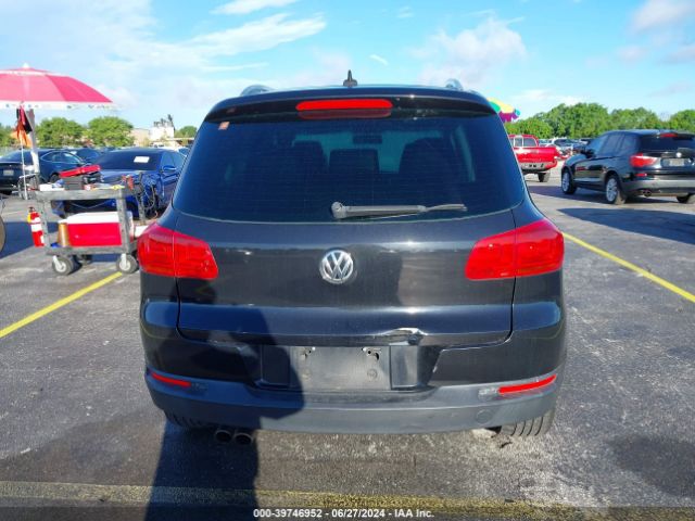 WVGAV3AX5EW544612 Volkswagen Tiguan Sel