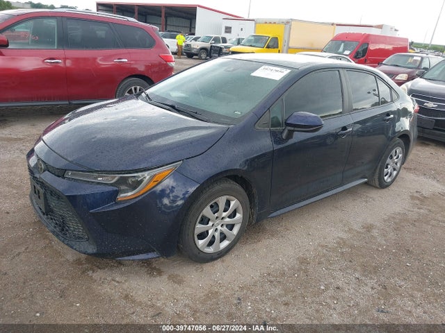 Toyota COROLLA LE 2021 5YFEPMAE2MP254663 Image 2