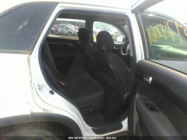 5XYKT3A62FG660385 KIA SORENTO LX