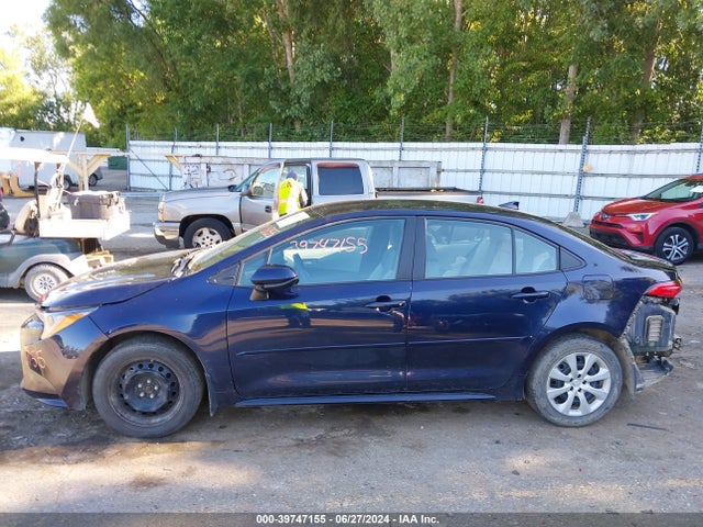 Toyota COROLLA LE 2022 5YFEPMAE5NP322908 Image 14