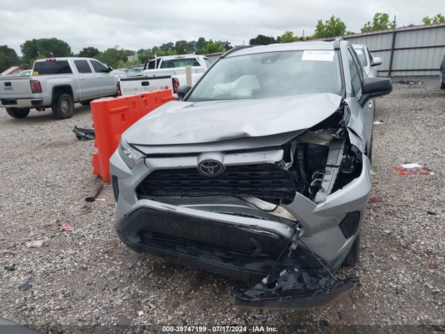 Toyota RAV4 LE 2019 2T3H1RFV7KW048133 Image 11